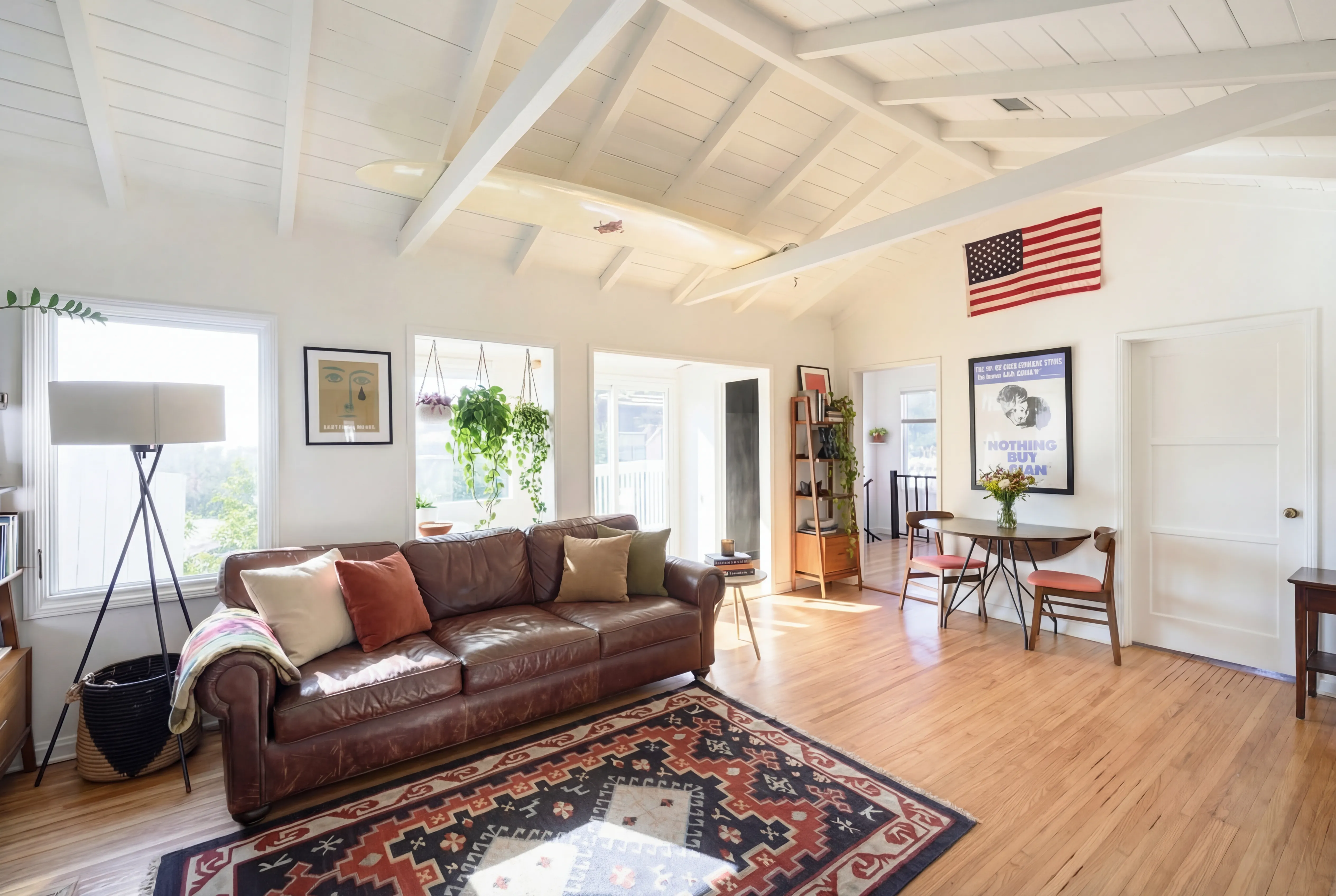 Living Room Detail Break